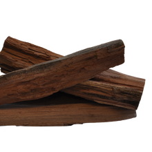 Load image into Gallery viewer, Pohutukawa Wood Smoking Chips
