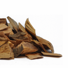 Load image into Gallery viewer, Maple Wood Smoking Chips
